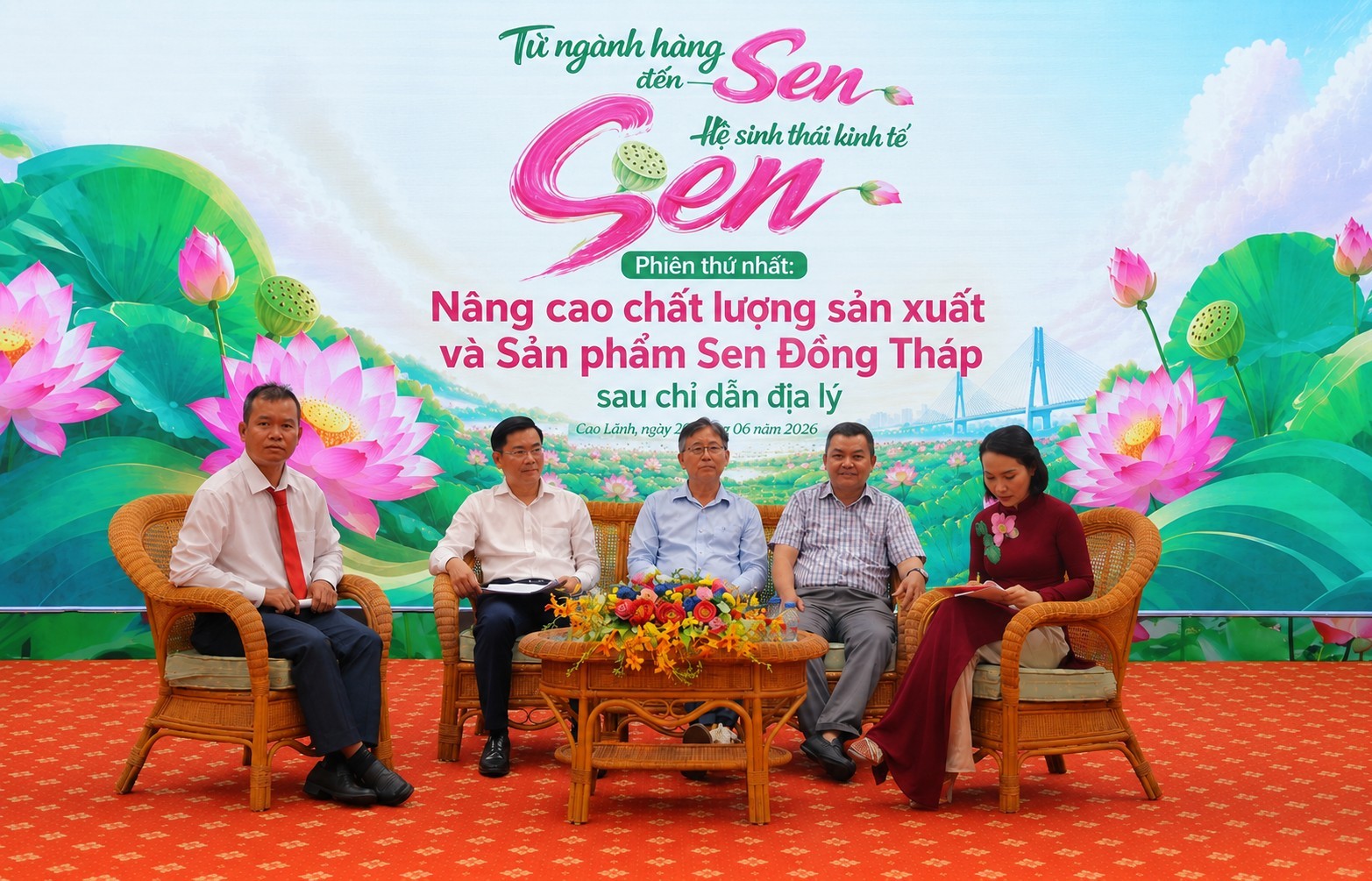 Hội thảo sen với chủ đề “Đất Sen hồng kết nối vươn xa”